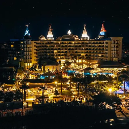 Agaya Hotel 5*